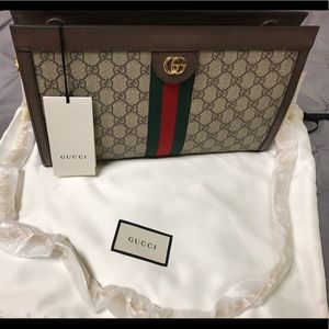Gucci GG Ophidia Shoulder Bag (Medium)